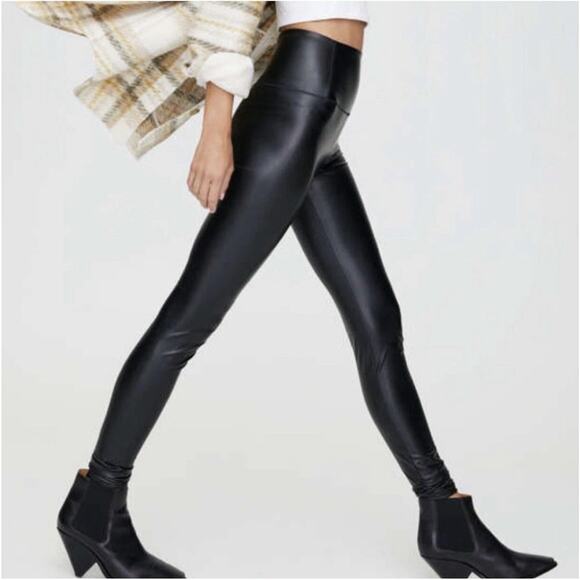 7 For All Mankind Faux Leather Leggings in Black Size Medium. Retail $128 - Picture 1 of 7